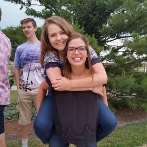 Meet your Posher, Ashley